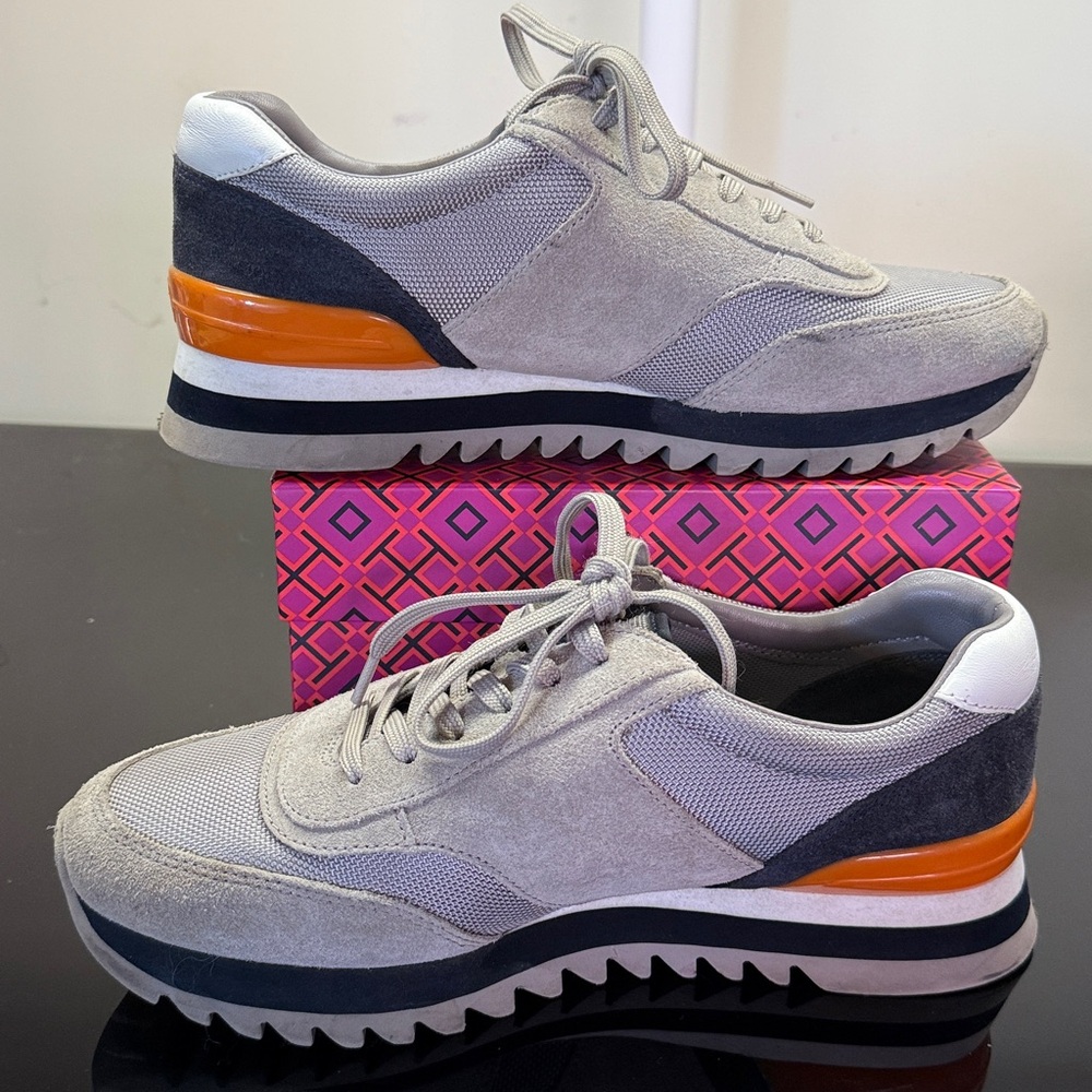 Tory Burch Gray/White/Navy Sawtooth Logo Sneaker Size 8